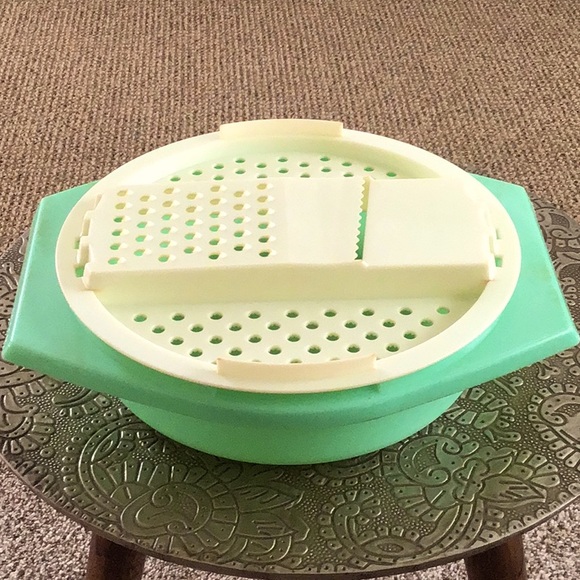 Vintage Tupperware Grater
